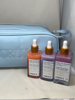 Truly Serum Set with Bag - BRAND NEW